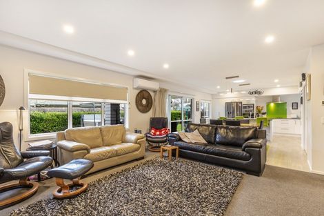 Photo of property in 71 Rangipoia Place, Turangi, 3334