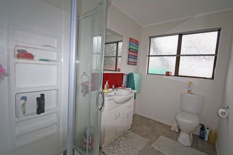 Photo of property in 16 Acacia Place, Bell Block, New Plymouth, 4312