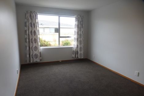 Photo of property in 1/24 Bayswater Crescent, Bromley, Christchurch, 8062