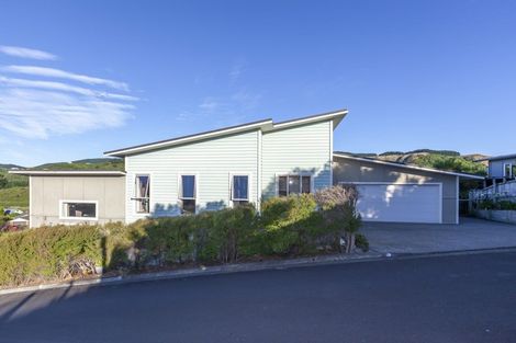 Photo of property in 7 Charlotte Way, Raumati South, Paraparaumu, 5032