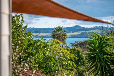 Photo of property in 5 Long Beach Road, Russell, 0202