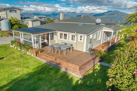 Photo of property in 66 Ahau Street, Moana, 7872