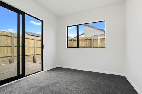 Photo of property in 57 Horokaka Street, Massey, Auckland, 0614