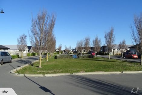 Photo of property in 28 Pounamu Place, Pegasus, 7612