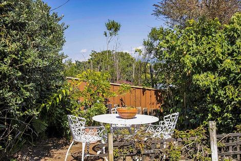 Photo of property in 3a Tavistock Street, Westown, New Plymouth, 4310