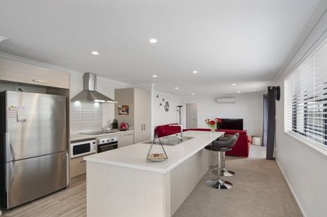 Photo of property in 72 Sentinel Avenue, Omokoroa, 3114