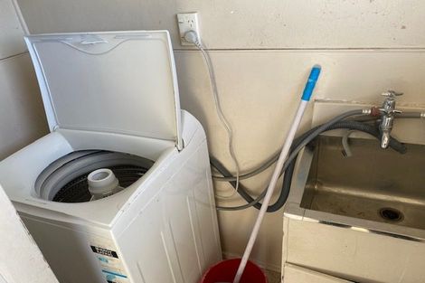 Photo of property in 16 Milich Terrace, Te Atatu South, Auckland, 0610