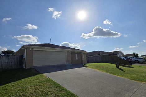 Photo of property in 5 Prado Drive, Pukekohe, 2120