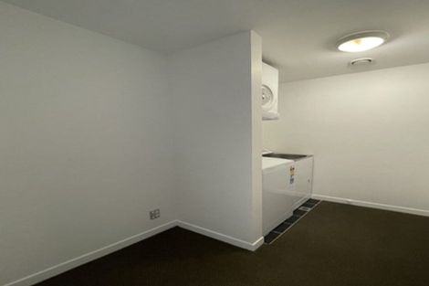 Photo of property in Montreaux Apartments, 6i/164 The Terrace, Wellington Central, Wellington, 6011