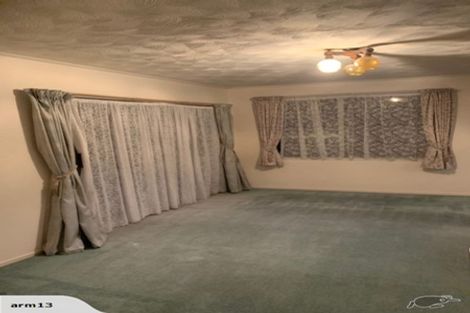 Photo of property in 1/34 Darren Crescent, Half Moon Bay, Auckland, 2012