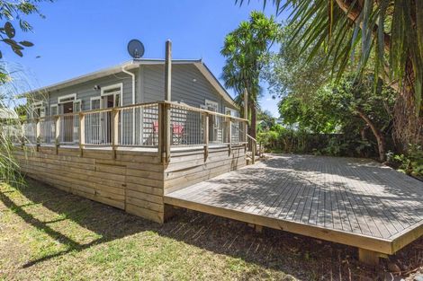 Photo of property in 12 Karioi Crescent, Raglan, 3225