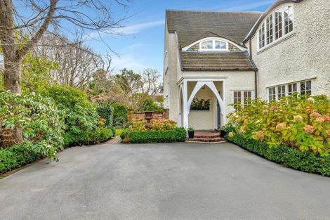 Photo of property in 43 Holmwood Road, Merivale, Christchurch, 8014