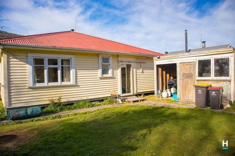 Photo of property in 44 Oxford Street, Taylorville, Greymouth, 7805