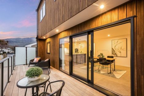 Photo of property in 12a Leighton Avenue, Waiwhetu, Lower Hutt, 5010