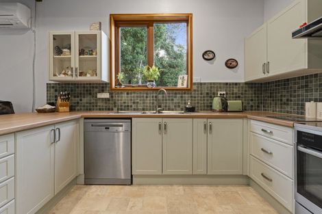 Photo of property in 25 Kaka Road, Saint Leonards, Dunedin, 9022