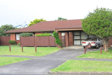 Photo of property in 15 Dianne Louise Drive, Half Moon Bay, Auckland, 2012