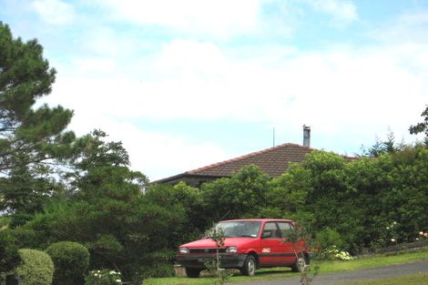 Photo of property in 2/34 Lambrown Drive, Totara Vale, Auckland, 0629