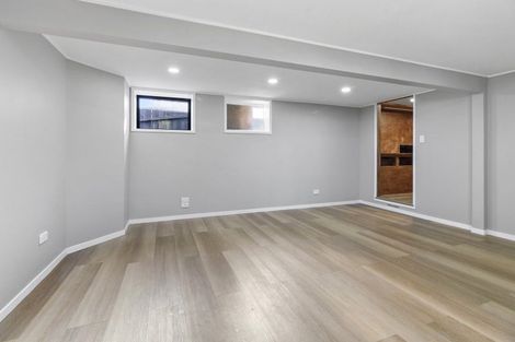 Photo of property in 112 Darlington Road, Miramar, Wellington, 6022