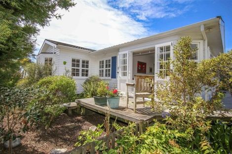 Photo of property in 157 Parkers Road, Tahunanui, Nelson, 7011