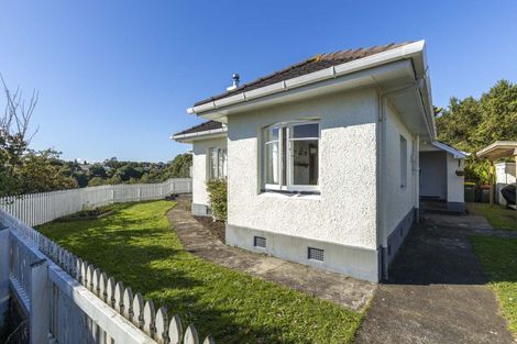 Photo of property in 8 Lynmouth Heights, Lynmouth, New Plymouth, 4310