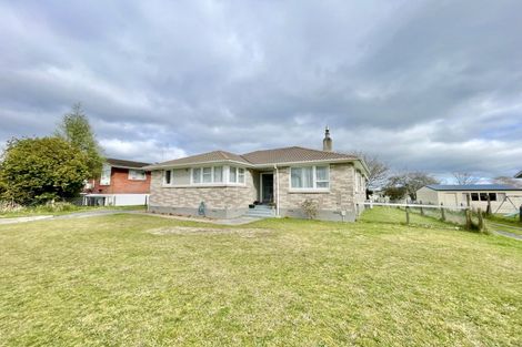 Photo of property in 16 Pohutukawa Drive, Tokoroa, 3420