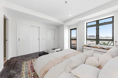 Photo of property in Highgate Towers, 5e/8 Howe Street, Freemans Bay, Auckland, 1011