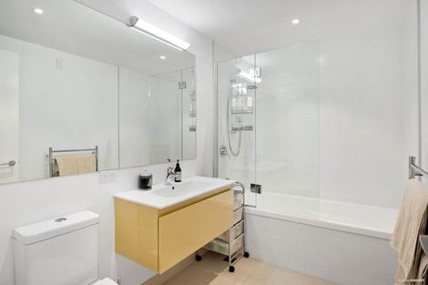 Photo of property in 4/53a Powell Street, Avondale, Auckland, 1026