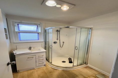 Photo of property in 26 Courtenay Crescent, Mangere East, Auckland, 2024