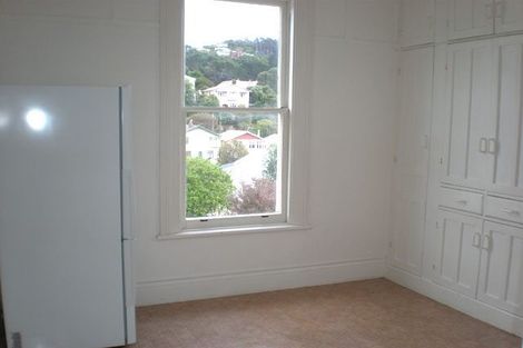 Photo of property in 15 Kenwyn Terrace, Newtown, Wellington, 6021