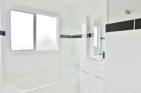 Photo of property in 8/30 Park Avenue, Papatoetoe, Auckland, 2025