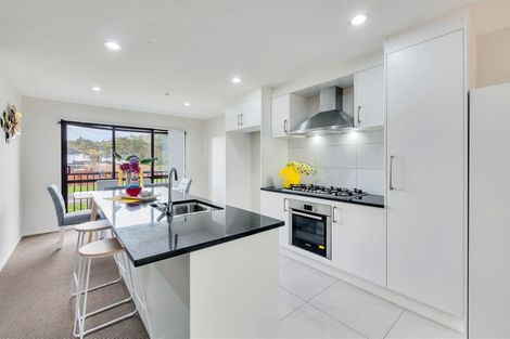 Photo of property in 23/5 Perekia Street, Albany, Auckland, 0632