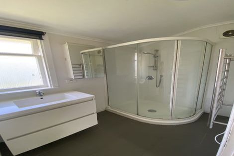 Photo of property in 109 Island Bay Road, Beach Haven, Auckland, 0626