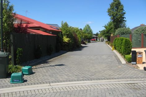 Photo of property in 35 Ridgewood Place, Shirley, Christchurch, 8061