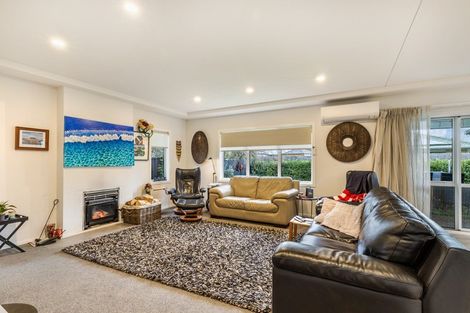 Photo of property in 71 Rangipoia Place, Turangi, 3334