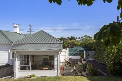 Photo of property in 6 Bernard Street, Kenmure, Dunedin, 9011