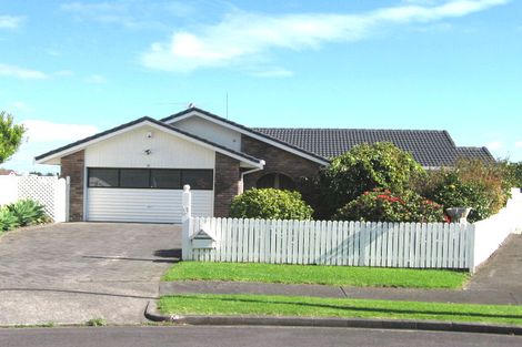Photo of property in 10 Marina Heights, Half Moon Bay, Auckland, 2012