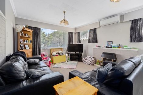 Photo of property in 32 Clematis Avenue, Pukete, Hamilton, 3200