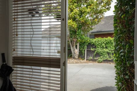 Photo of property in 1/19 Raxworthy Street, Ilam, Christchurch, 8041