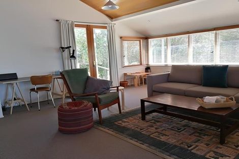 Photo of property in 25 Putnam Street, Northland, Wellington, 6012