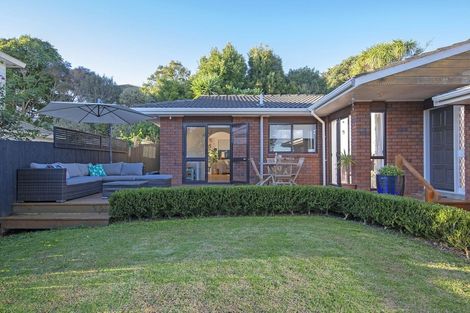 Photo of property in 1/25 Nicholas Road, Somerville, Auckland, 2014