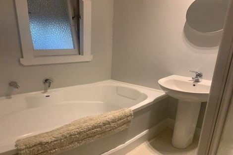 Photo of property in 11 Boundary Road, Claudelands, Hamilton, 3214