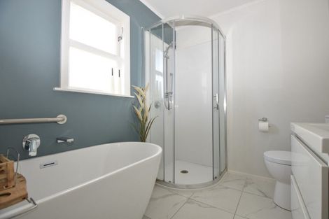 Photo of property in 5 Charles Street, Carterton, 5713