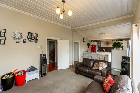 Photo of property in 1/14 Karamu Street, Strandon, New Plymouth, 4312