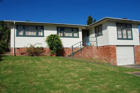 Photo of property in 31 Dundale Avenue, Blockhouse Bay, Auckland, 0600