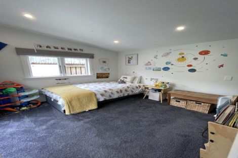 Photo of property in 96 Maupuia Road, Maupuia, Wellington, 6022