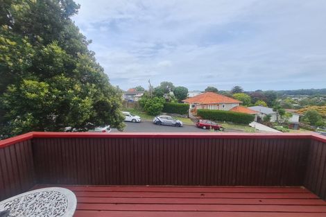 Photo of property in 2/1 Bishopgate Street, Birkdale, Auckland, 0626