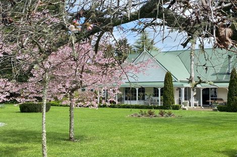 Photo of property in 9 Helland Drive, Bombay, Drury, 2579