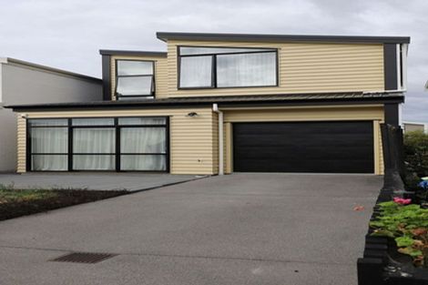 Photo of property in 48 Battalion Drive, Papakura, 2110