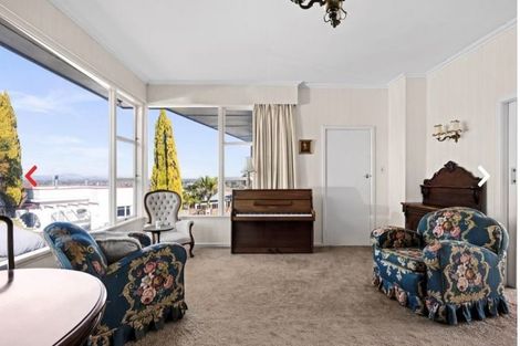 Photo of property in 4 Delhi Road, Hospital Hill, Napier, 4110