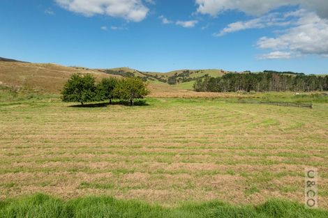 Photo of property in 76 Awaroa Road, Helensville, 0800